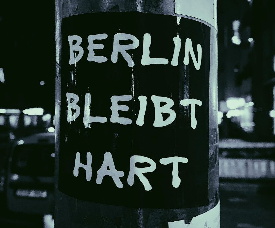 berlin wall checkpoint